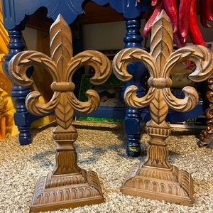 Cast iron Fleur De Lis